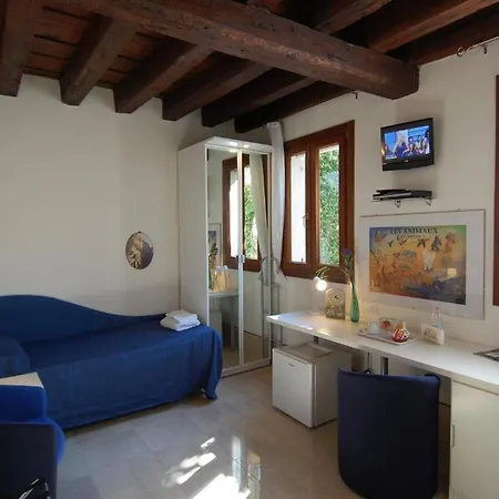 Guest house Santa Margherita 3*